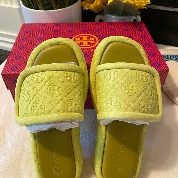 Tory Burch T Monogram Bubble Slide - Picture 5 of 9